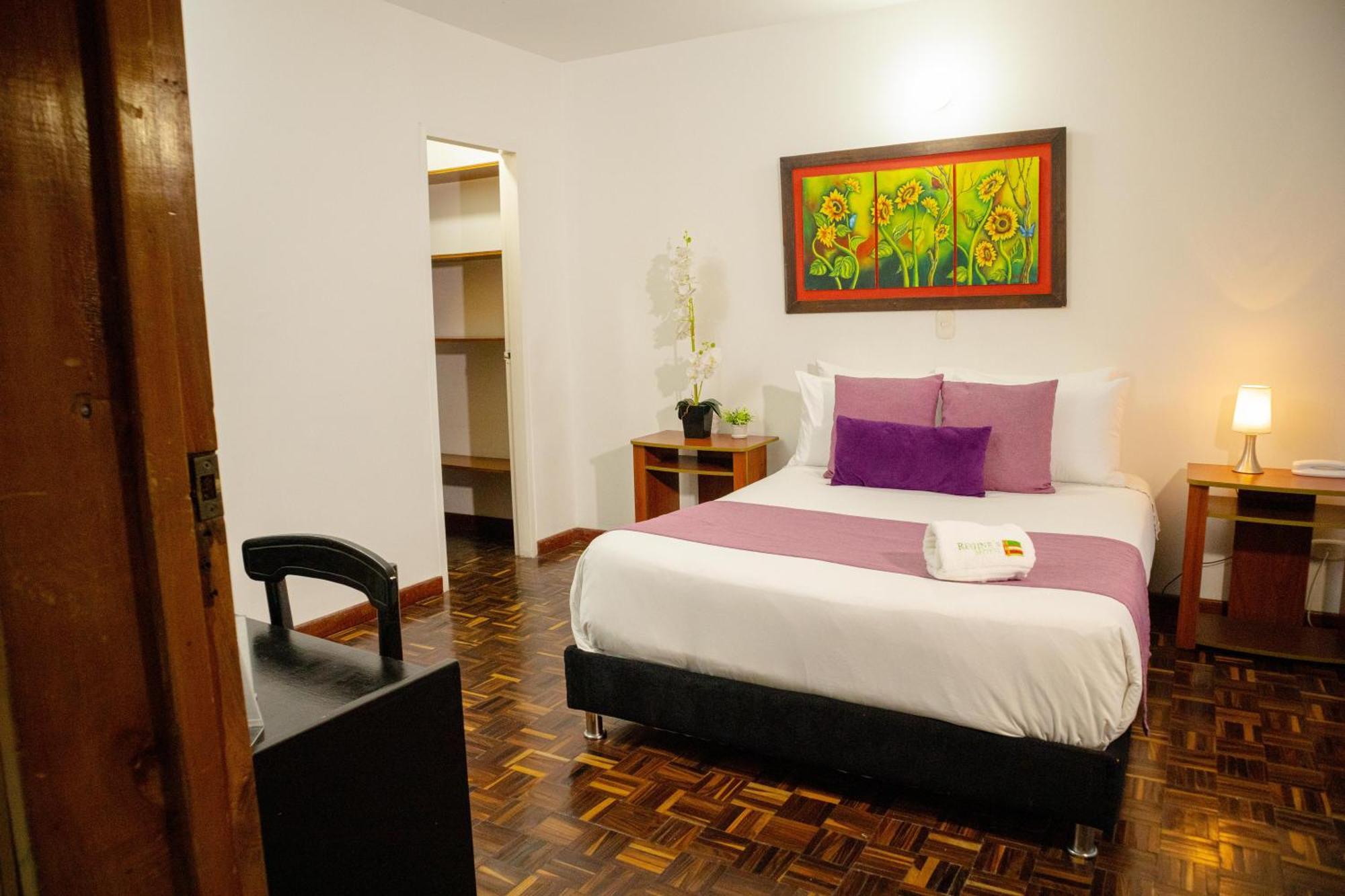 Hotel Regine'S Manizales Bagian luar foto