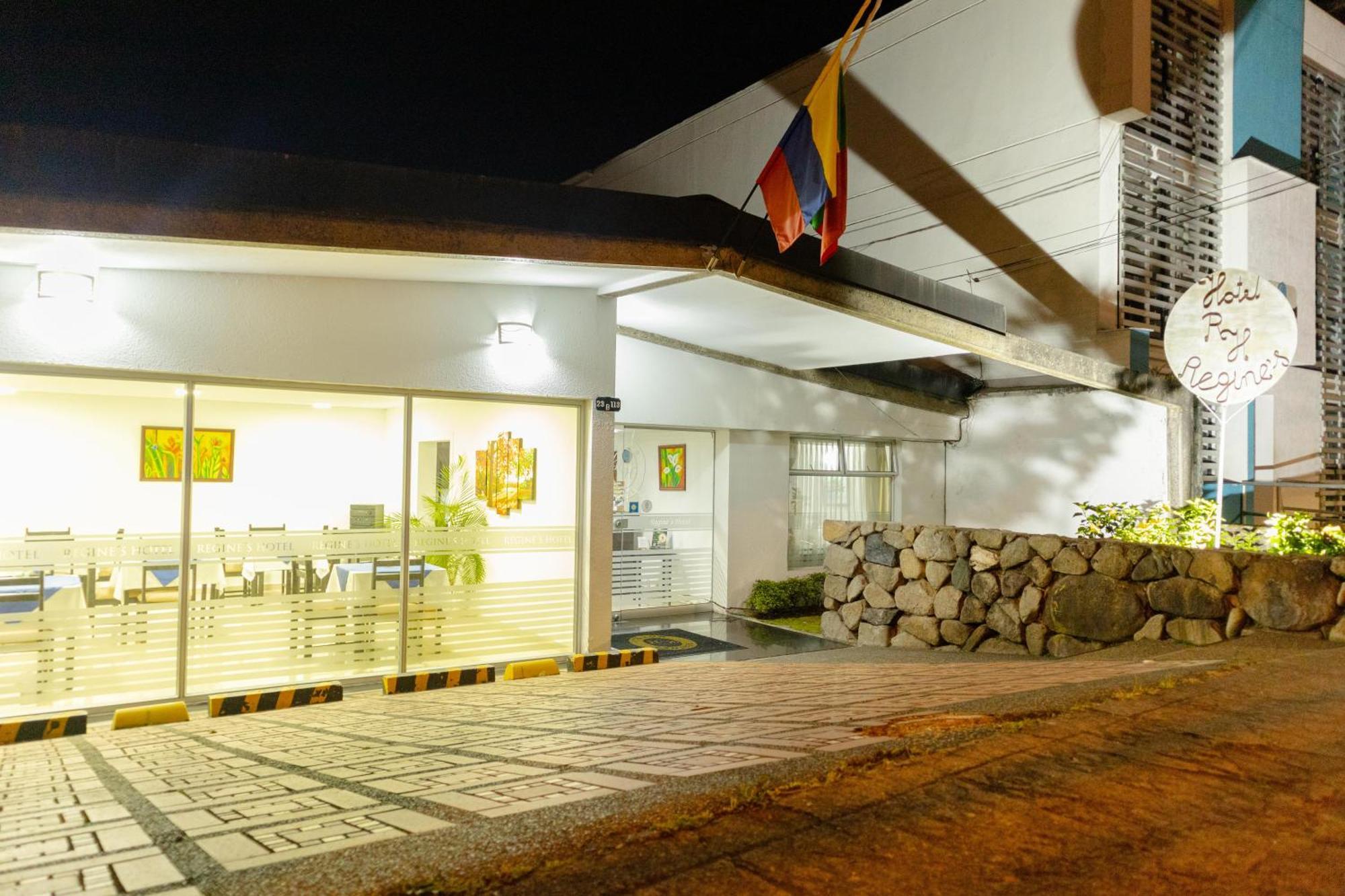 Hotel Regine'S Manizales Bagian luar foto
