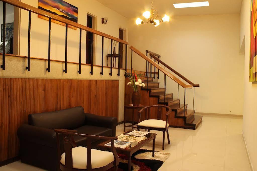 Hotel Regine'S Manizales Bagian luar foto